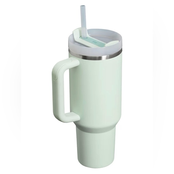 Stanley Quencher H2.0 Tumbler | 30 oz | Mist | Insulated Stainless Steel - Picture 2 of 7